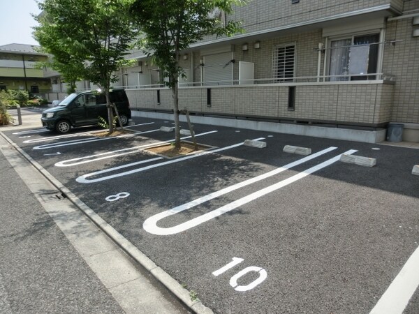 駐車場(敷地内駐車場有ります)