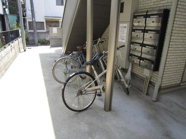 共有部分(駐輪場完備)