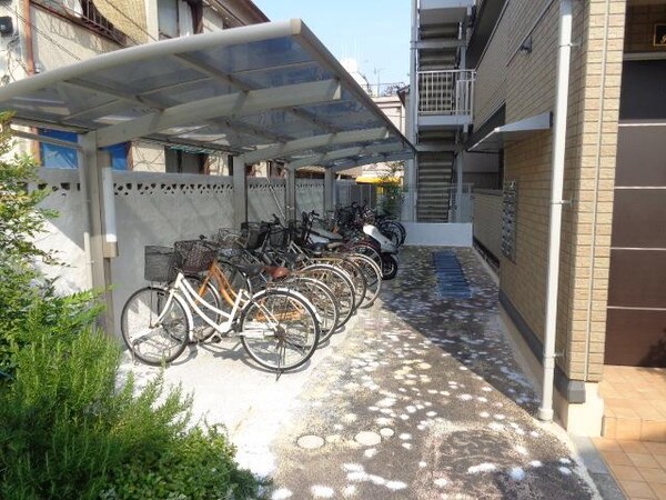 共有部分(駐輪場・バイク置場)