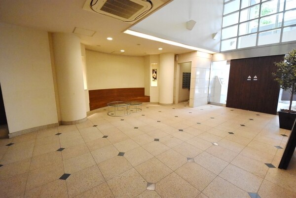 ロビー(カスタリア銀座III)