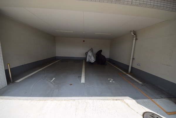 駐車場(駐車場)