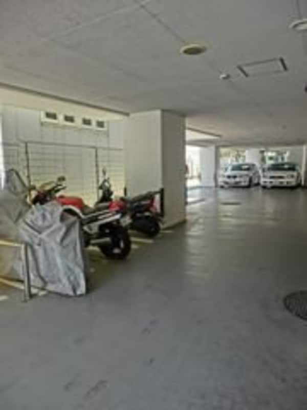 駐車場(駐車場)