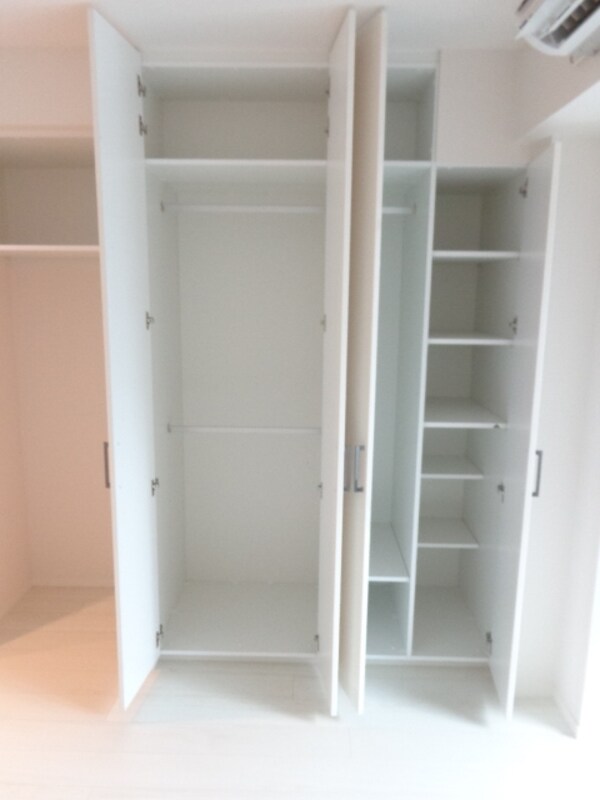 設備(収納クローゼット)