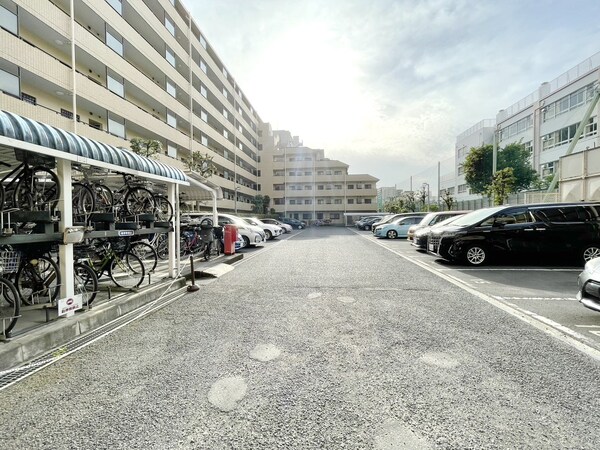 駐車場(駐車場)