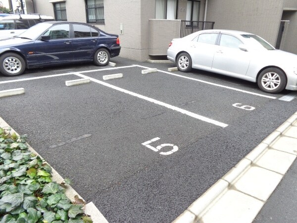 駐車場(駐車場)