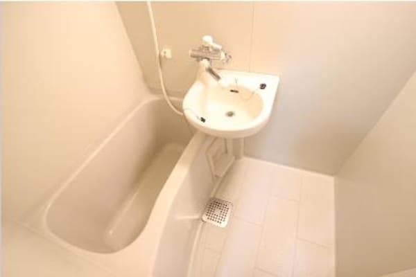 バス／シャワールーム等(バス／シャワールーム等)