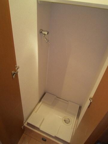 物件内観写真9　(室内洗濯機置場)