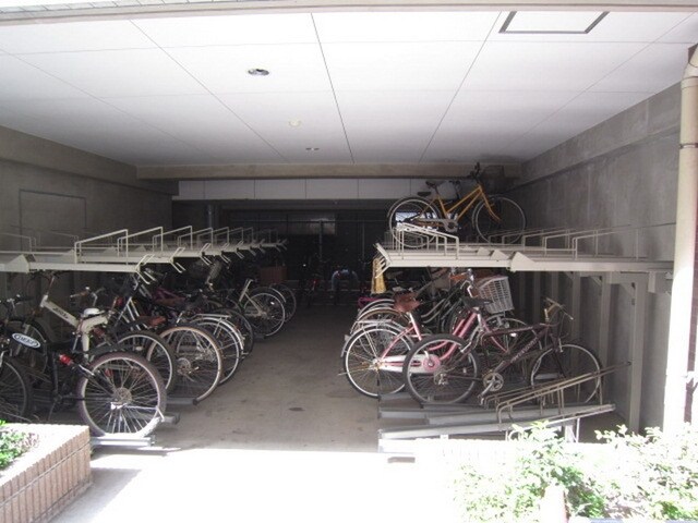 物件内観写真22　(駐輪場)