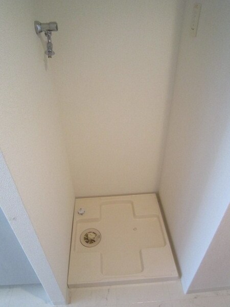 物件内観写真17　(室内洗濯機置場)