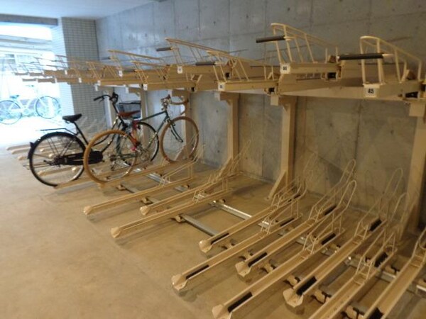 その他(駐輪場)