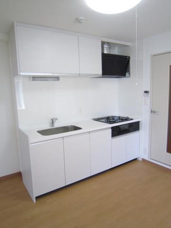 キッチン(３口ガスコンロ付きキッチン)