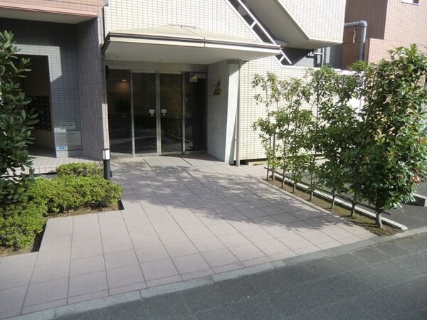 エントランス(オートロック付エントランス)