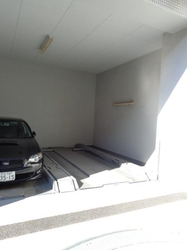 駐車場(駐車場)