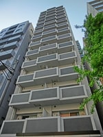 ★14階建ての外観☆