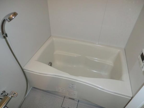 バス／シャワールーム等(追い焚き、浴室乾燥機付きです。)