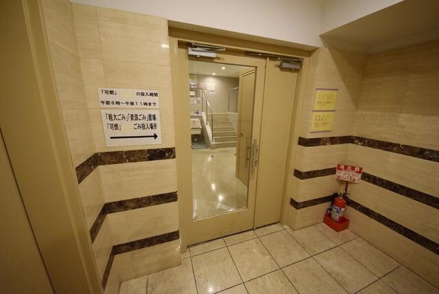 物件内観写真12　(ゴミ置場)