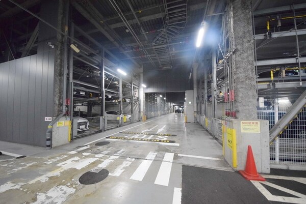 駐車場(お問合せは(株)タウンハウジングレジデンス事業部【03-…)