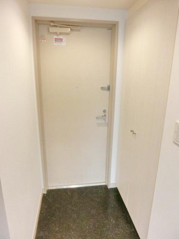 玄関(タウンハウジングレジデンス事業部　恵比寿店・赤坂店までお問…)