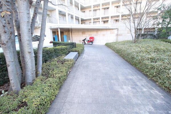 その他(☆正面玄関☆)