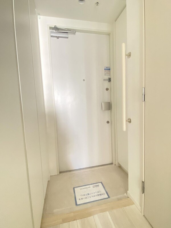 玄関(タウンハウジングレジデンス事業部　恵比寿店・赤坂店までお問…)