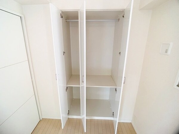 収納(お問合せは(株)タウンハウジングレジデンス事業部【03-…)