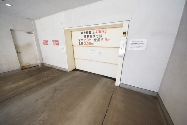 駐車場(お問合せは(株)タウンハウジング東京へ)