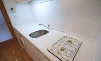 物件内観写真3　(★２口システムキッチン★)