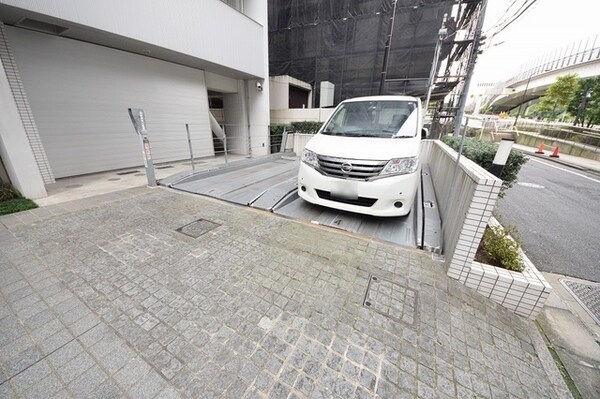 駐車場(お問合せは(株)タウンハウジング東京へ)
