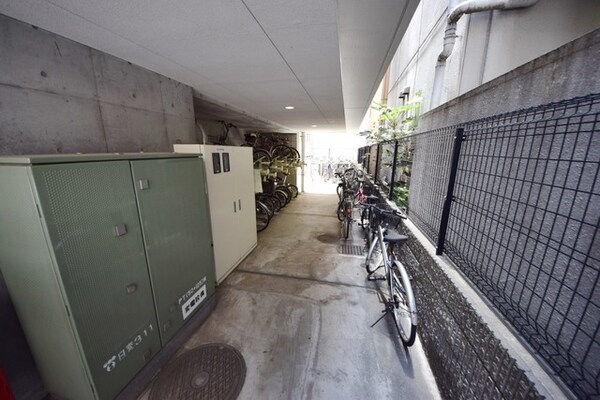 その他(駐輪場)