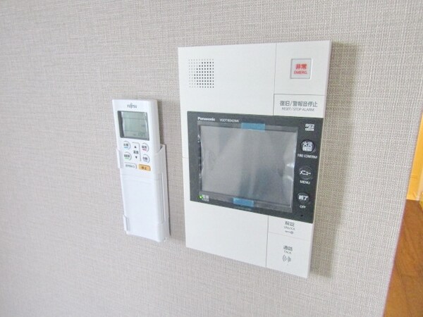 設備(★モニタ付きインターフォン★)