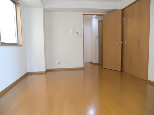 リビング・居室(お問合せは(株)タウンハウジング赤坂店へ【03-5563-…)