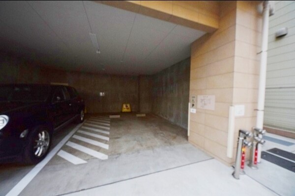 駐車場(★駐車場★)