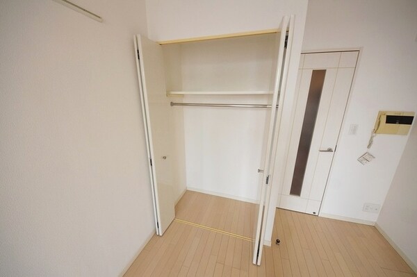 収納(お問合せは(株)タウンハウジング東京へ)