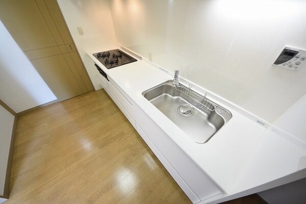 キッチン(お問合せは(株)タウンハウジングレジデンス事業部【03-…)