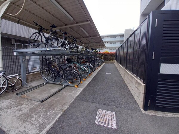 駐車場(共有部分)