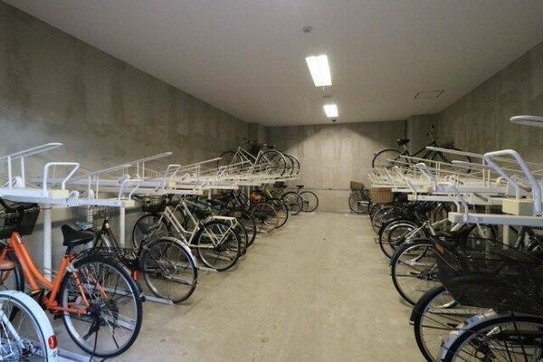駐車場(駐輪場)