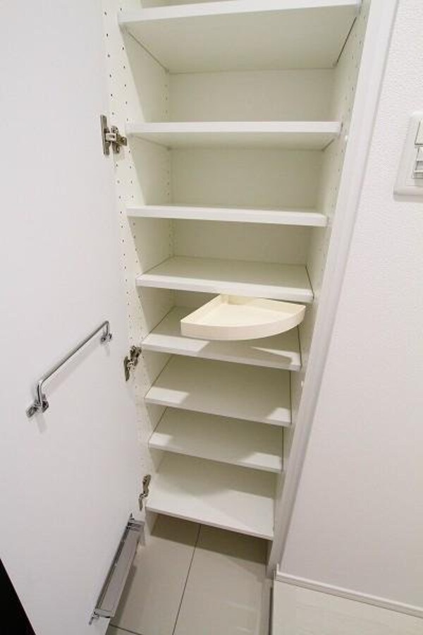 収納(収納)