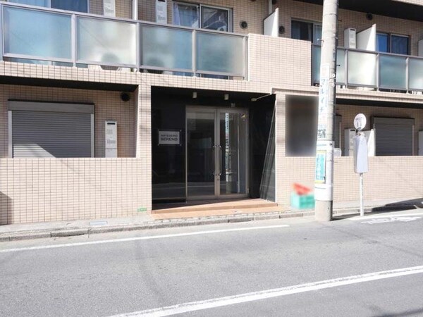エントランス(エントランス)