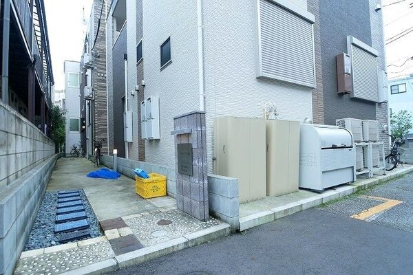エントランス(エントランス)