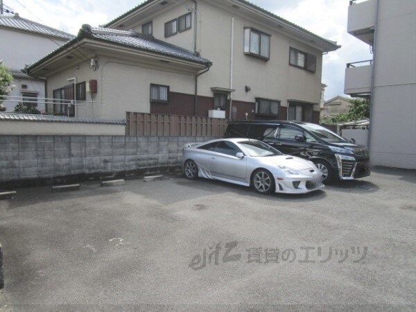 駐車場(駐車場)