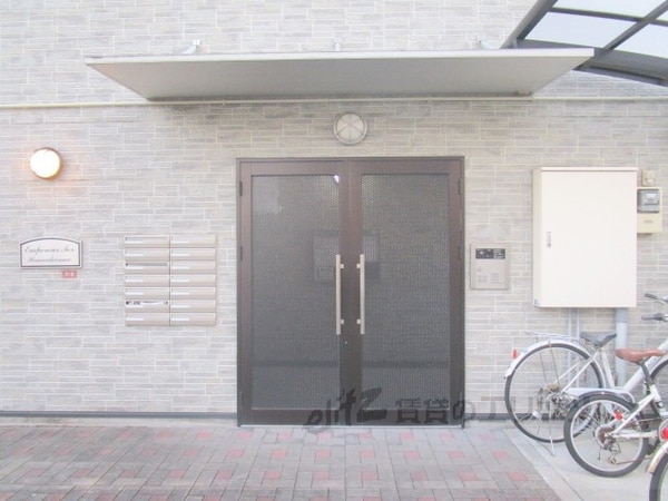 エントランス(エントランス)