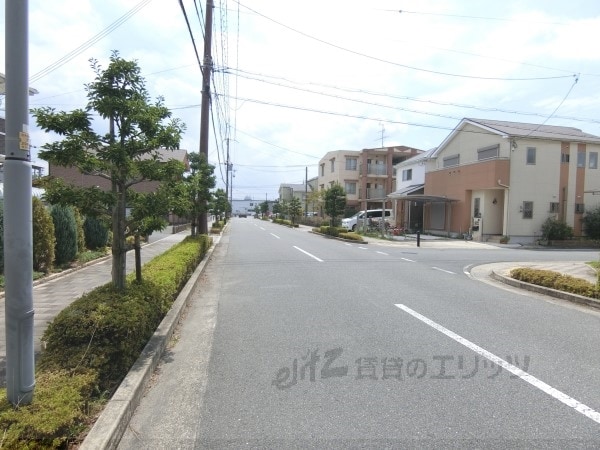 その他(前面道路)