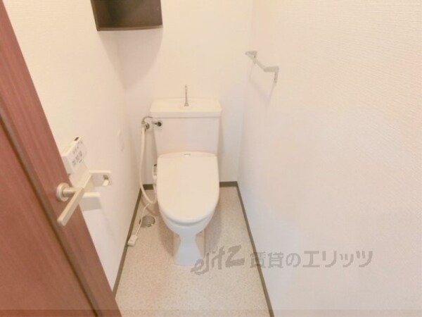 トイレ(トイレ)