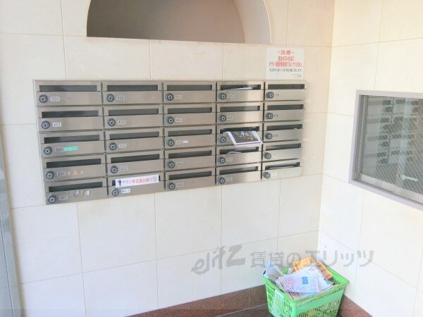 設備(集合ポスト)