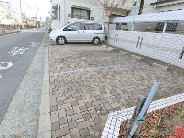 駐車場(駐車場)