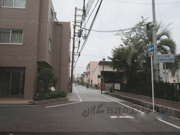 その他(前面道路)