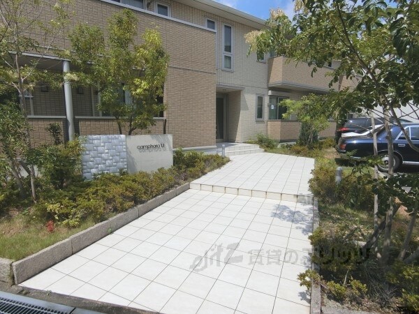 庭(エントランス)