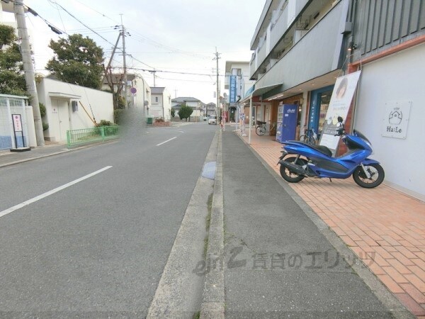 その他(前面道路)