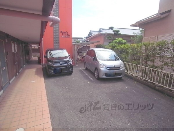 駐車場(駐車場)