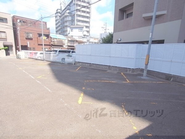 駐車場(駐車場)
